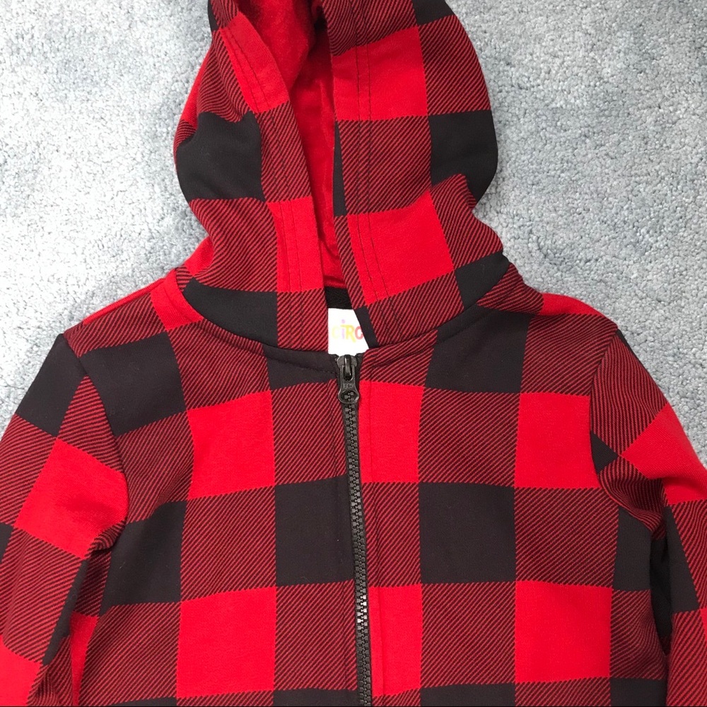 Circo boys red black checked sweatshirt 3T - Picture 2 of 4